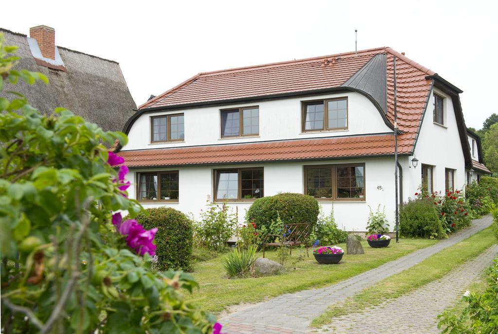 Pension Deichgraf Middelhagen Luaran gambar